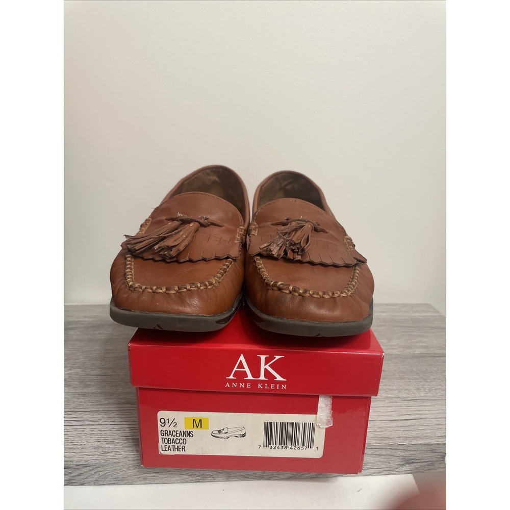 Anne Klein Graceanns Iflex tobacco leather 9 1/2 M women's slip on tassels